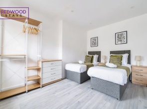 Modern Town Center Apartments Aldershot
