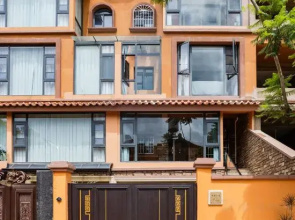 Azure · Xiaozhu Homestay (Dali Mansion Airport Branch)