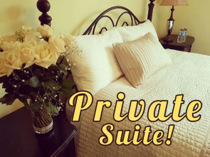 Little Paris Bed and Breakfast
