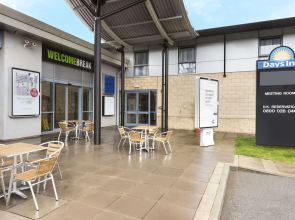 Days Inn by Wyndham Donington A50