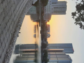 A Great Headline Will Catch the eye of Guests When They see Your Property in sea