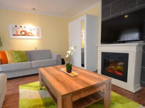4 Seasons Holiday House