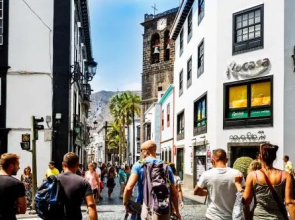 Suites & Apartments Calle Real