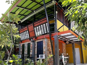 Art-Made Homestay