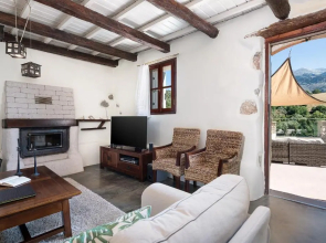 Verekinthos Villa, a Fine Country Retreat, By ThinkVilla