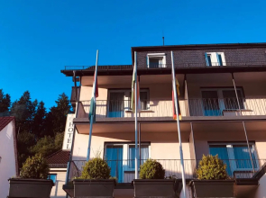 Louis Hotels