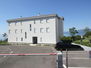 Studio apartment Miramare