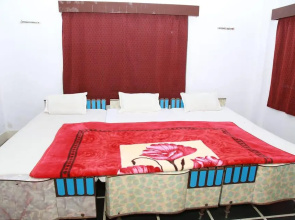 Ram Nivas Hotel