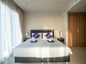 Spacious Apartment With Jacuzzi and Ocean View