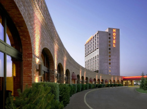 Red Deer Resort & Casino