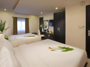 Sunrise Central Hotel