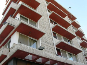 Gondola Hotel and Suites