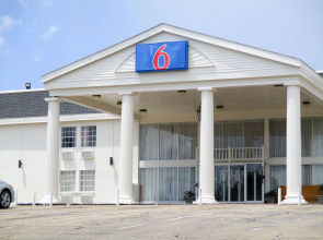 Motel 6-Vicksburg, MS