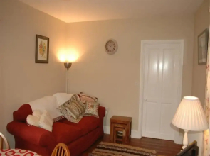 A Delightful Little Cottage With Large Garden And Views To The Black Mountains