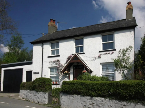 Bryn Ffynnon Holiday Cottage Llanrwst