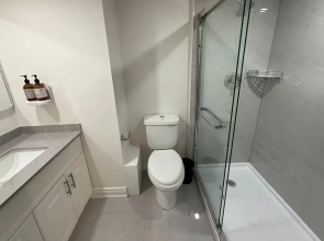 Howard Johnson By Wyndham Brampton