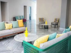 Condo Maritima 9U by Kivoya