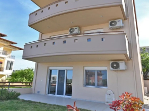 Meloida Apartment by TravelPro Services- Nea ...