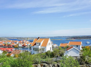2 Person Holiday Home in Gullholmen