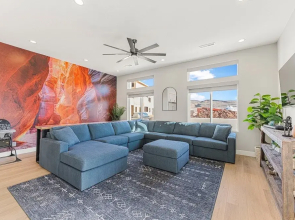 Slickrock Shore 8 Bedroom Townhouse