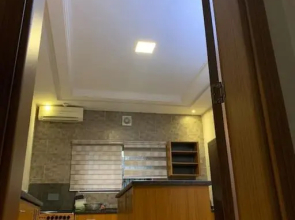 Serviced 3 Bedroom Rental with Pool and Gym