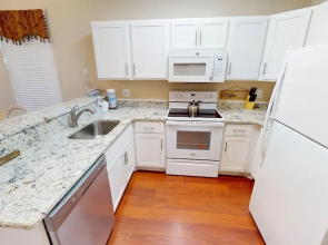 River Oaks 67l 2 Bedroom Condo