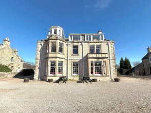 The Clubhouse Hotel