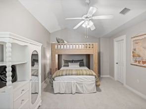 1317 Laurel Grove 3 Bedroom Home by RedAwning