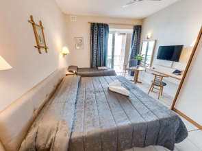 Sliema Chalet Hotel