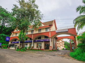 OYO 15934 Home Traditional 3BHK Bainguinim