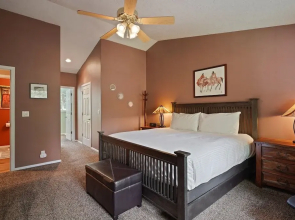 16 Jillian 4 Bedroom Home by RedAwning