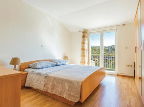 Stunning Apartment in Birine With 3 Bedrooms and Wifi