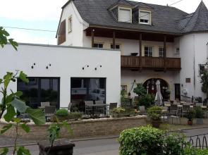 Johannishof Wine-Cafe & Guesthouse