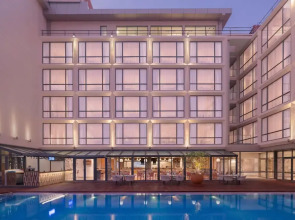 Courtyard By Marriott Goa Colva