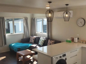 Cozy, new, private 3 bedroom home