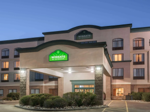 Wingate by Wyndham - Edmonton West