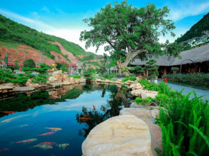 Moc Chau Island Mountain Park & Resort