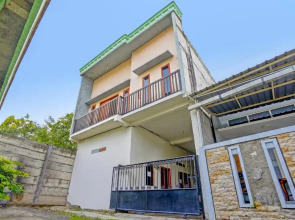 OYO LIFE 92077 Tarlo Guest House 3