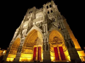 LE CATHÉDRALE face à la Cathédrale, 6 couchages