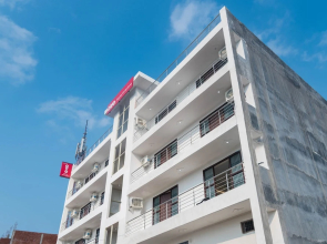 Oyo Flagship 60887 Kasna