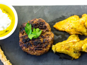 To Mikro Livadi Restaurant & Apartments