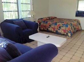 Napoli Belmar Resort