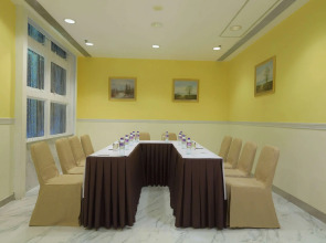 Ramada by Wyndham Hong Kong Grand View