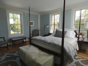 Bellows Walpole Inn