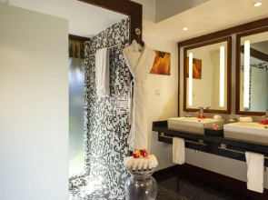 Sofitel Kia Ora Moorea Beach Resort