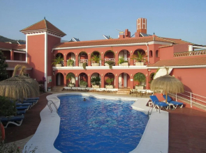 Hotel Los Arcos