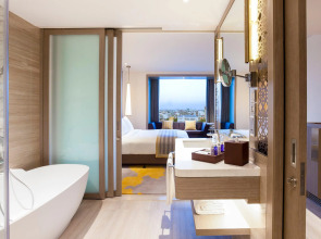 Crowne Plaza Vientiane by IHG