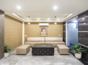 OYO 72100 Hotel Krishna