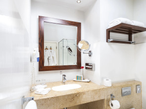 Three Corners Ocean View Hotel Prestige - Adults Only