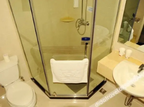 Hanting Hotel (Yingtan Kaixiang Central Plaza Branch)